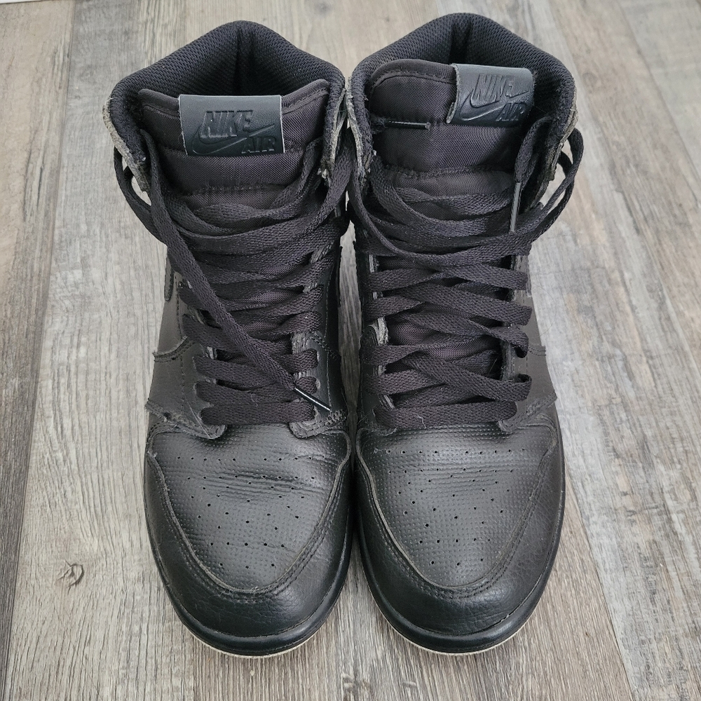 Nike Air Jordan 1 Retro High Black OG BG GS Size 7y Sneaker 575441-002 Deadstock